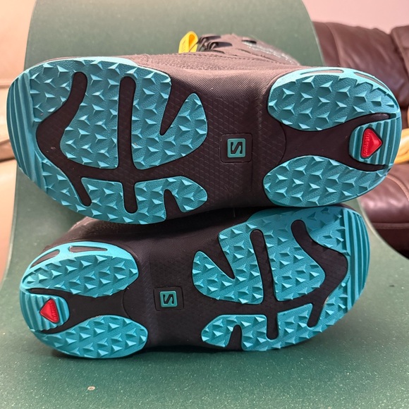 Salomon Ivy Str8jkt Black and Teal Snowboarding Boots size 6 - Picture 4 of 5